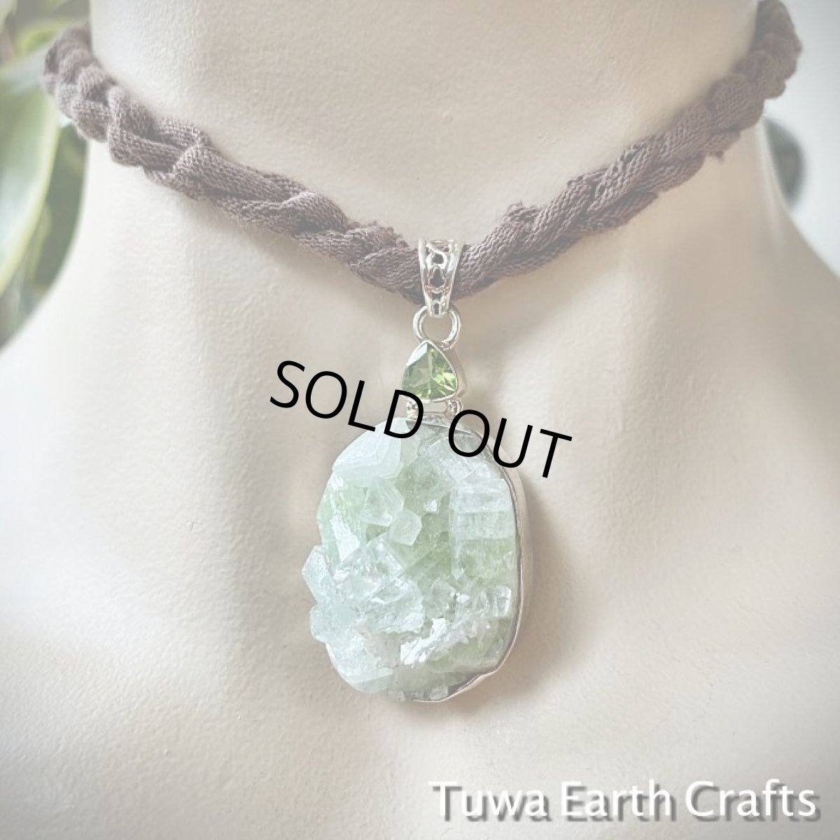 画像12: レア希少石　キラキラ大ぶり高品質グリーンアポフィライト原石＆ペリドット　ペンダントトップ★ヒーリングストーンスターリングシルバー★天然石パワーストーンお守りアクセサリー (12)
