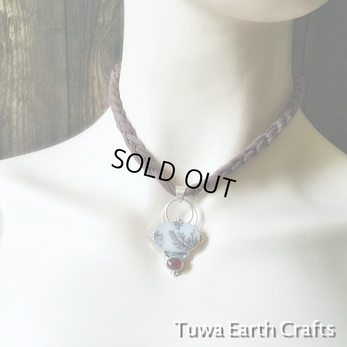 画像11: 【自然との繋がりを深める】1点もの　高品質デンドリティック （ランドスケープ）アゲート・デンドライト＆ガーネット  ペンダントトップ　天然石ヒーリングジュエリー　パワーストーンお守りアクセサリー (11)