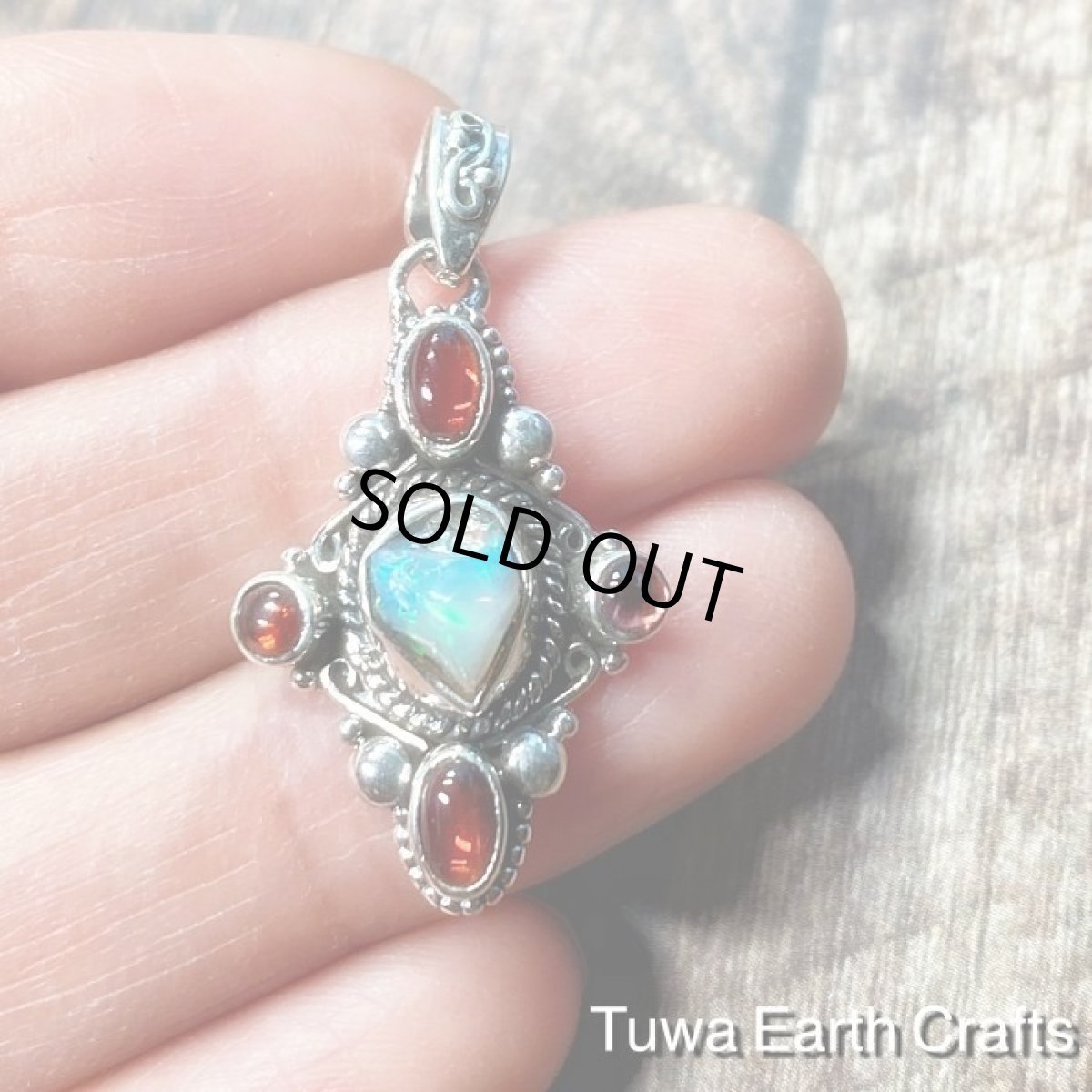 画像7: １点物 高品質エチオピア産オパール原石＆ガーネット ペンダントトップ＊天然石パワーストーンお守りアクセサリー　ヒーリングジュエリー (7)