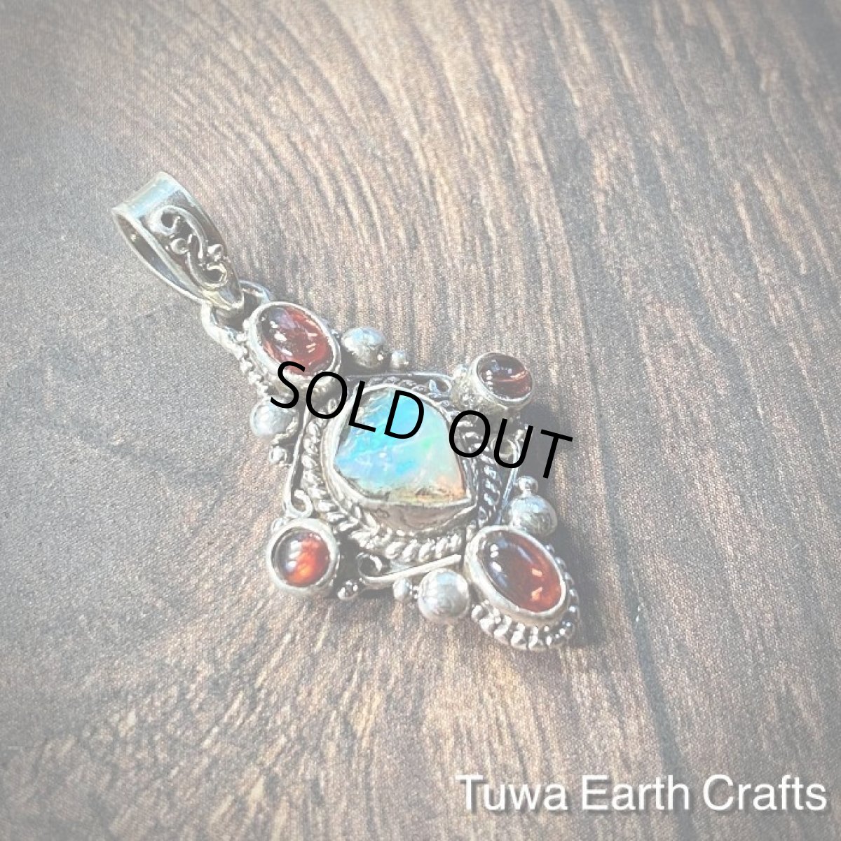 画像5: １点物 高品質エチオピア産オパール原石＆ガーネット ペンダントトップ＊天然石パワーストーンお守りアクセサリー　ヒーリングジュエリー (5)