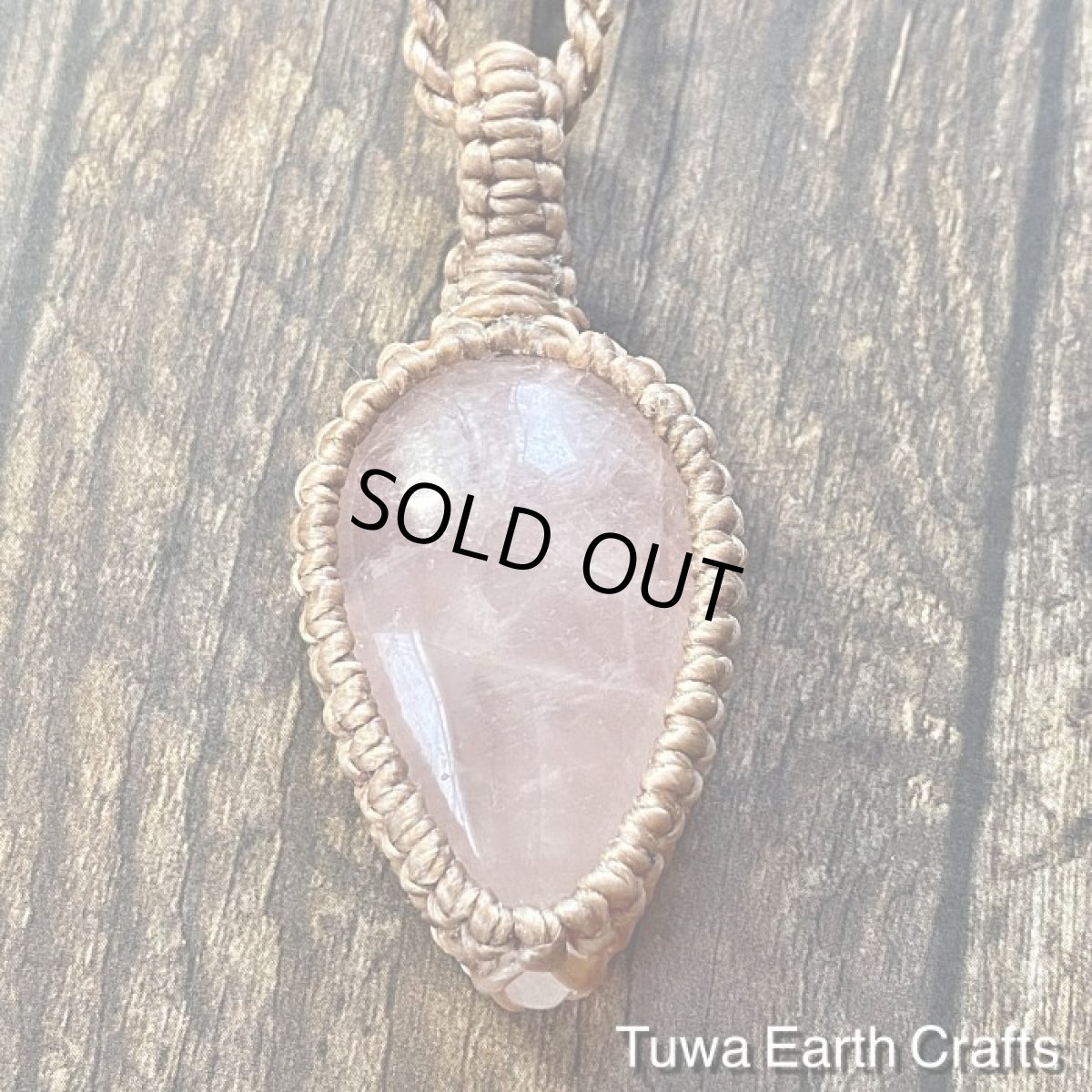 画像4: 【愛と平和のシンボル】石全長4cm大ぶりぽってり高品質ローズクォーツ ペンダント/ネックレス*シンプル＆ナチュラル*ヒーリング天然石パワーストーンお守りアクセサリー*ハンドメイド マクラメ編み (4)
