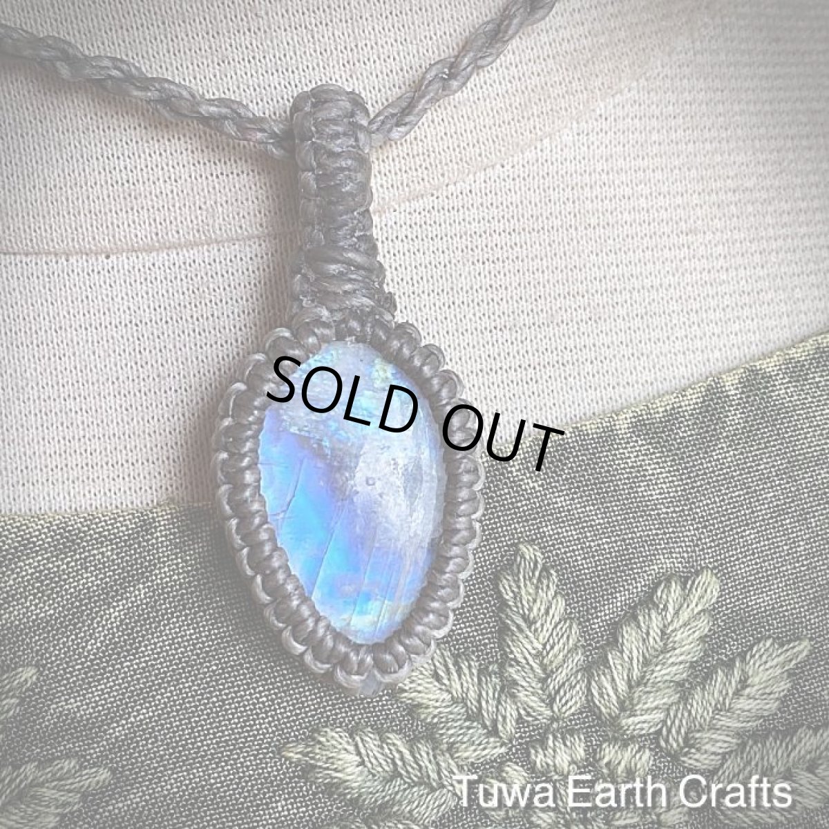 画像10: 【直感力アップ・潜在能力を引き出す】1点物 高品質ブルームーンストーン ペンダント シンプルネックレス★マクラメ編み石留めハンドメイド天然石パワーストーン アクセサリー (10)