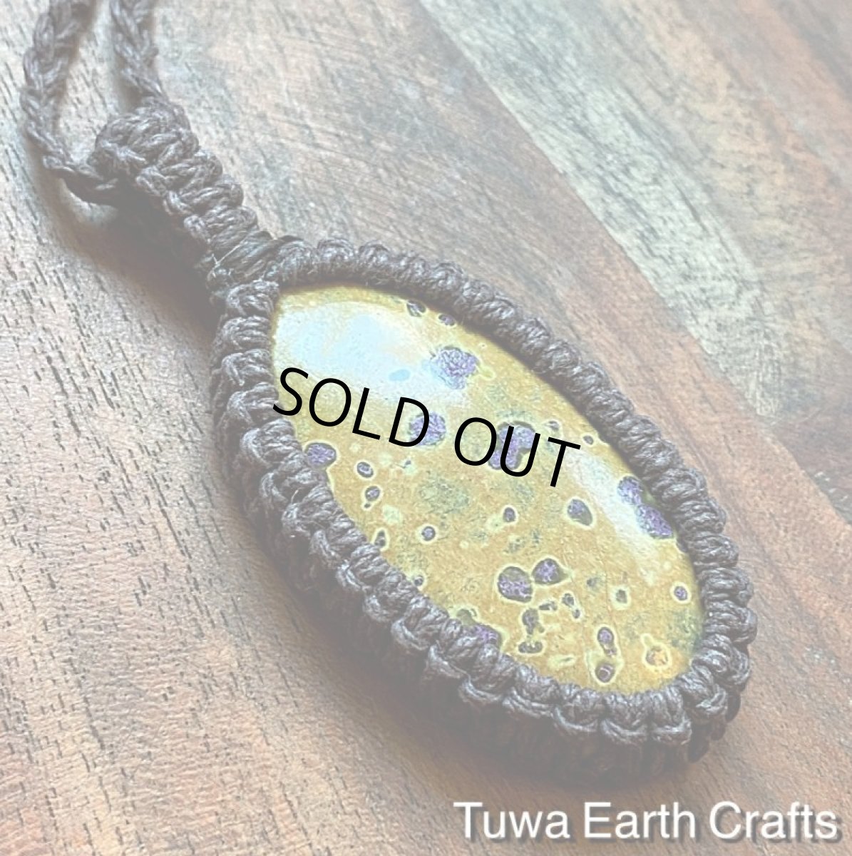 画像2: 【自然との調和・グラウンディング】全長5cm大ぶり高品質アトランティサイト ペンダント/ネックレス*ヘンプ麻紐 シンプル ナチュラル マクラメアクセサリー*スティッチタイト*スティヒタイト 天然石お守りヒーリングストーン (2)