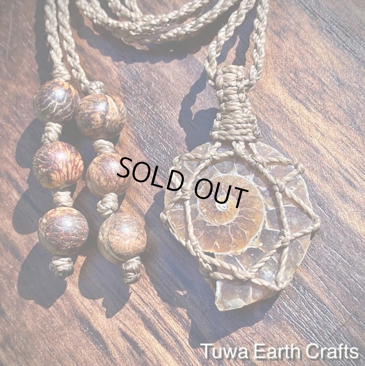 画像2: 【開運・生命力アップ・癒し】太古の昔からの贈り物♪ アンモナイト化石シンプルネックレス*天然石お守りネックレス ヒーリングジュエリー マクラメアクセサリー (2)