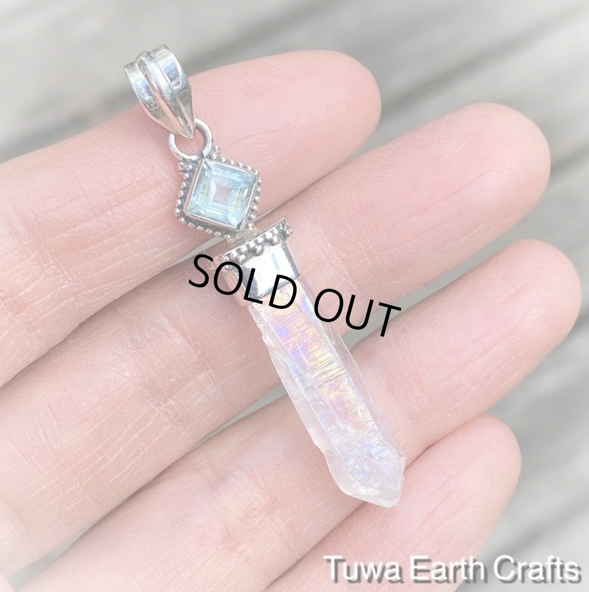 画像6: 1点物 オーロラ色 高品質エンジェルオーラ/レインボーオーラ ペンダントトップ with 宝石質ブルートパーズ*ヒーリングクリスタルアクセサリー天然石お守りジュエリー (6)