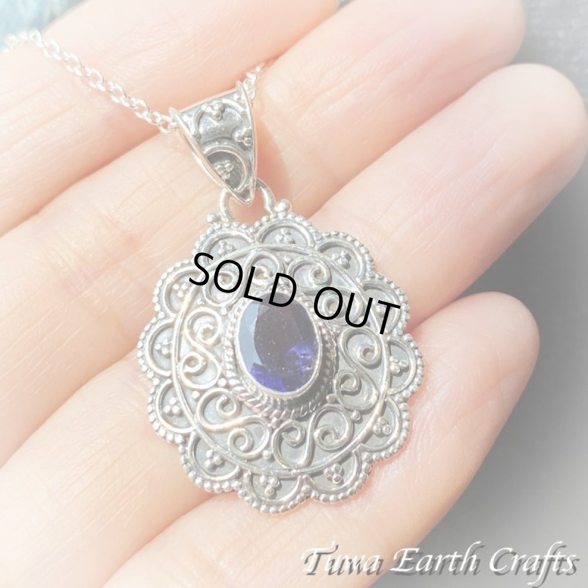 画像7: 【自分らしさ・人生の羅針盤】キラキラ 高品質 アイオライト ペンダント ヒーリングストーン ジュエリー 1点もの 天然石パワーストーンお守りアクセサリー ヒーリングストーン スピリチュアルジュエリー (7)