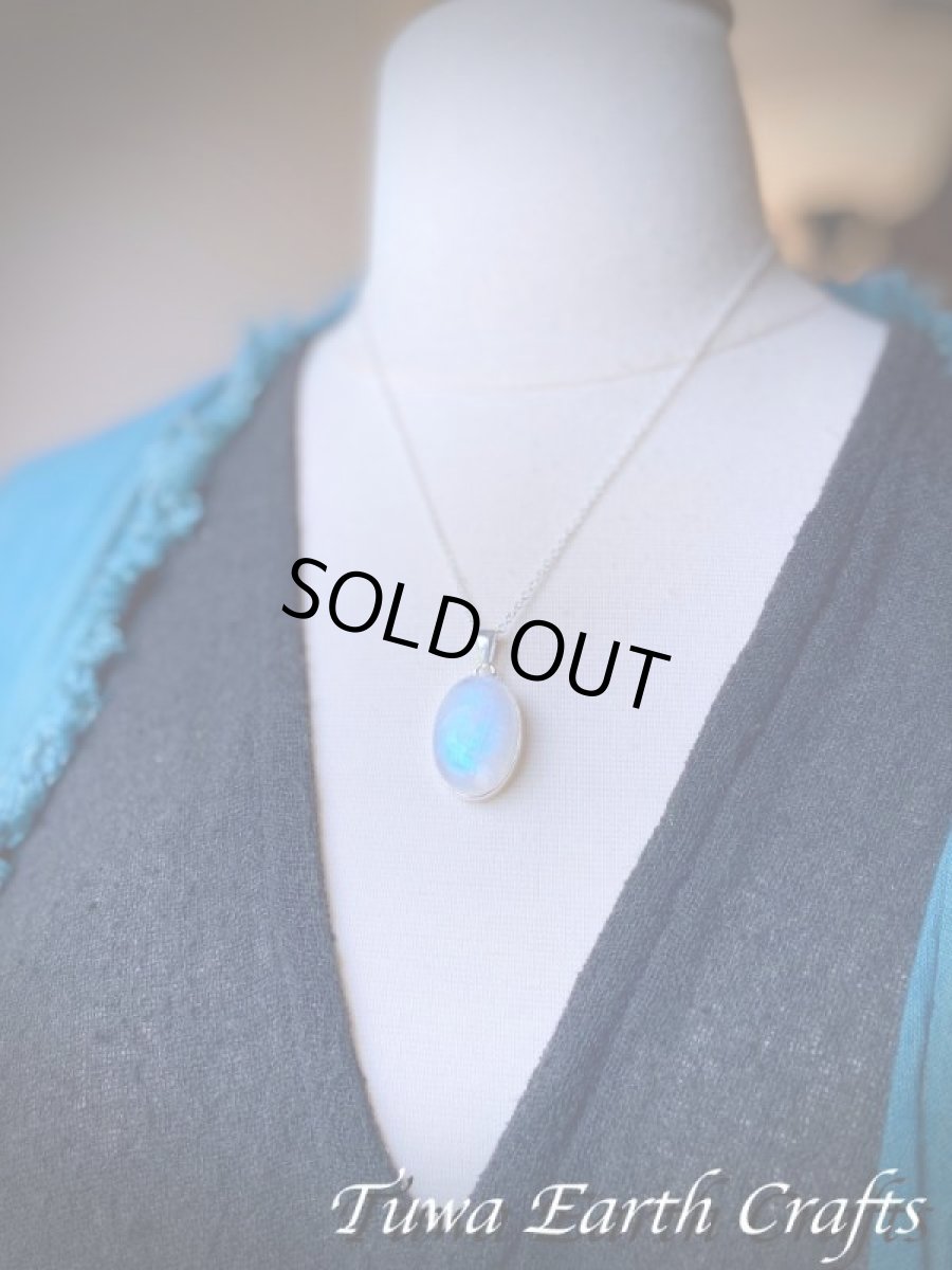 画像17: 高品質大ぶりブルームーンストーン　ペンダントトップ＊ヒーリングストーン ジュエリー天然石アクセサリー (17)