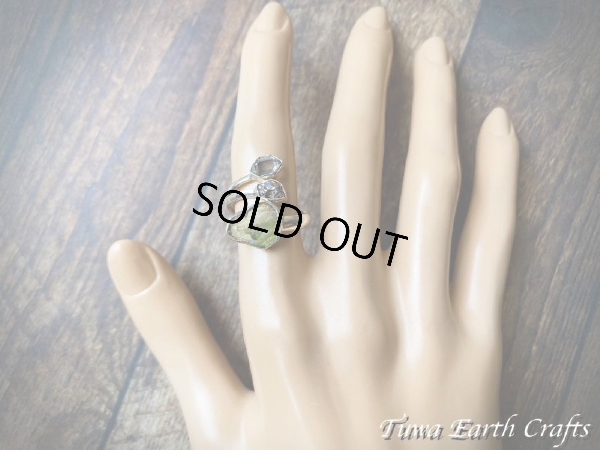 画像18: 宇宙から来た希少石♪ 高品質モルダバイト原石リング指輪 with カンポデルシエロ隕石 &ハーキマーダイヤモンド（両剣水晶） サイズ調節可能オープンリング 6号 7号 8号 9号 10号 11号 12号 13号 14号 15号 16号 17号 18号 19号 天然石ジュエリー お守りアクセサリー　 (18)