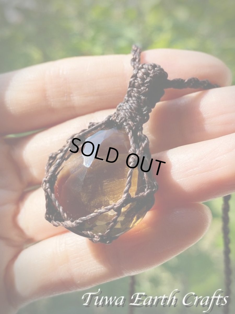 画像7: 【魔除け・浄化】大ぶりきらきらファセットカット高品質スモーキークォーツ シンプルネックレス マクラメ編みアクセサリー ペンダント 煙水晶 パワーストーン天然石お守りヒーリングジュエリー (7)