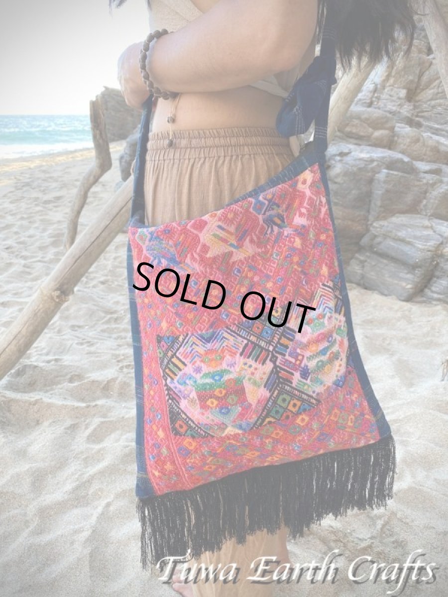 画像4: メキシコより♪ リバーシブル♪ 手刺繍 手織り フリンジショルダーバッグ 1点もの ハンドメイド 手仕事 ハンドクラフト エスニック ファッション ヒッピー  (4)