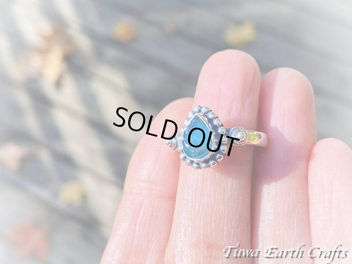 画像28: 【モチベーションUP・意志の強化】高品質 ネオンブルーアパタイト原石シルバーリング 指輪13号 ヒーリング天然石パワーストーンアクセサリー スピリチュアルお守りジュエリー (28)