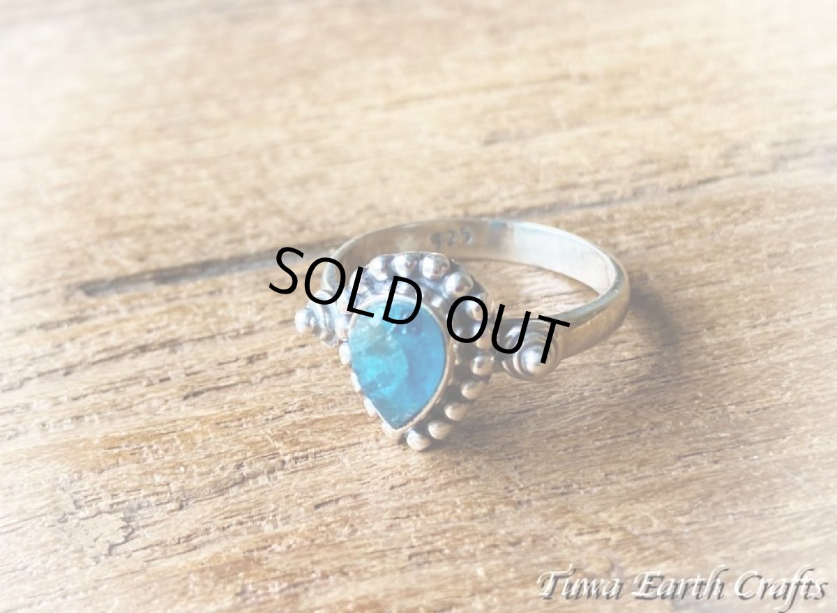 画像14: 【モチベーションUP・意志の強化】高品質 ネオンブルーアパタイト原石シルバーリング 指輪13号 ヒーリング天然石パワーストーンアクセサリー スピリチュアルお守りジュエリー (14)