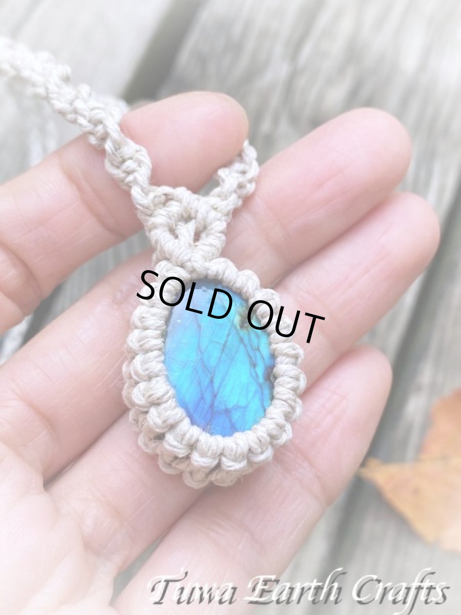 画像3: ディープブルー高品質ラブラドライト ペンダント/ネックレス  チョーカー シンプル 水晶★ヘンプ素材 無染色 生成り ナチュラル天然素材オーガニックファッション 天然石パワーストーンお守りマクラメアクセサリー (3)