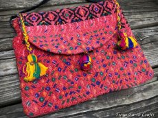 画像3: メキシコより♪ 手刺繍 ポシェット・バッグ 1点もの ハンドメイド 手仕事 ハンドクラフト エスニック ファッション (3)