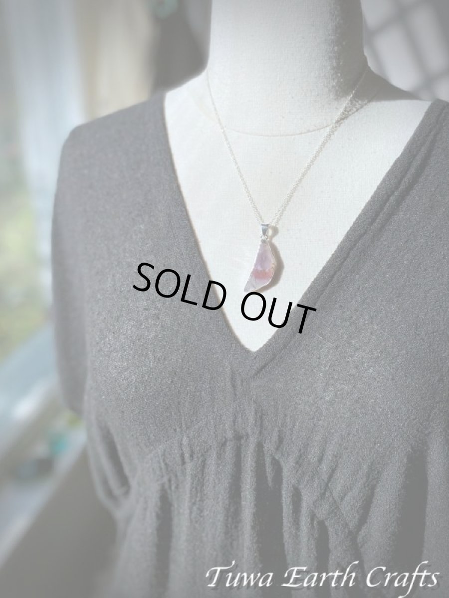 画像13: 【運気・金運アップ・ヒーリング】お月さま型♪大ぶり高品質スーパーセブン/セイクリッドセブン ペンダントトップ★天然石パワーストーンアクセサリー スピリチュアル ヒーリングお守りジュエリー (13)