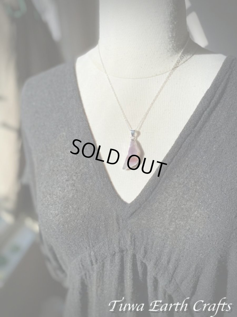 画像11: 【運気・金運アップ・ヒーリング】お月さま型♪大ぶり高品質スーパーセブン/セイクリッドセブン ペンダントトップ★天然石パワーストーンアクセサリー スピリチュアル ヒーリングお守りジュエリー (11)