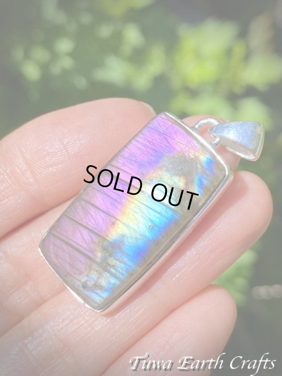 画像4: 1点物 大ぶり 高品質ラブラドライト ペンダントトップ 神秘的パープル・ピンク・ブルー・ゴールド シラー パワーストーン天然石 お守りアクセサリー ヒーリングジュエリー スピリチュアル (4)