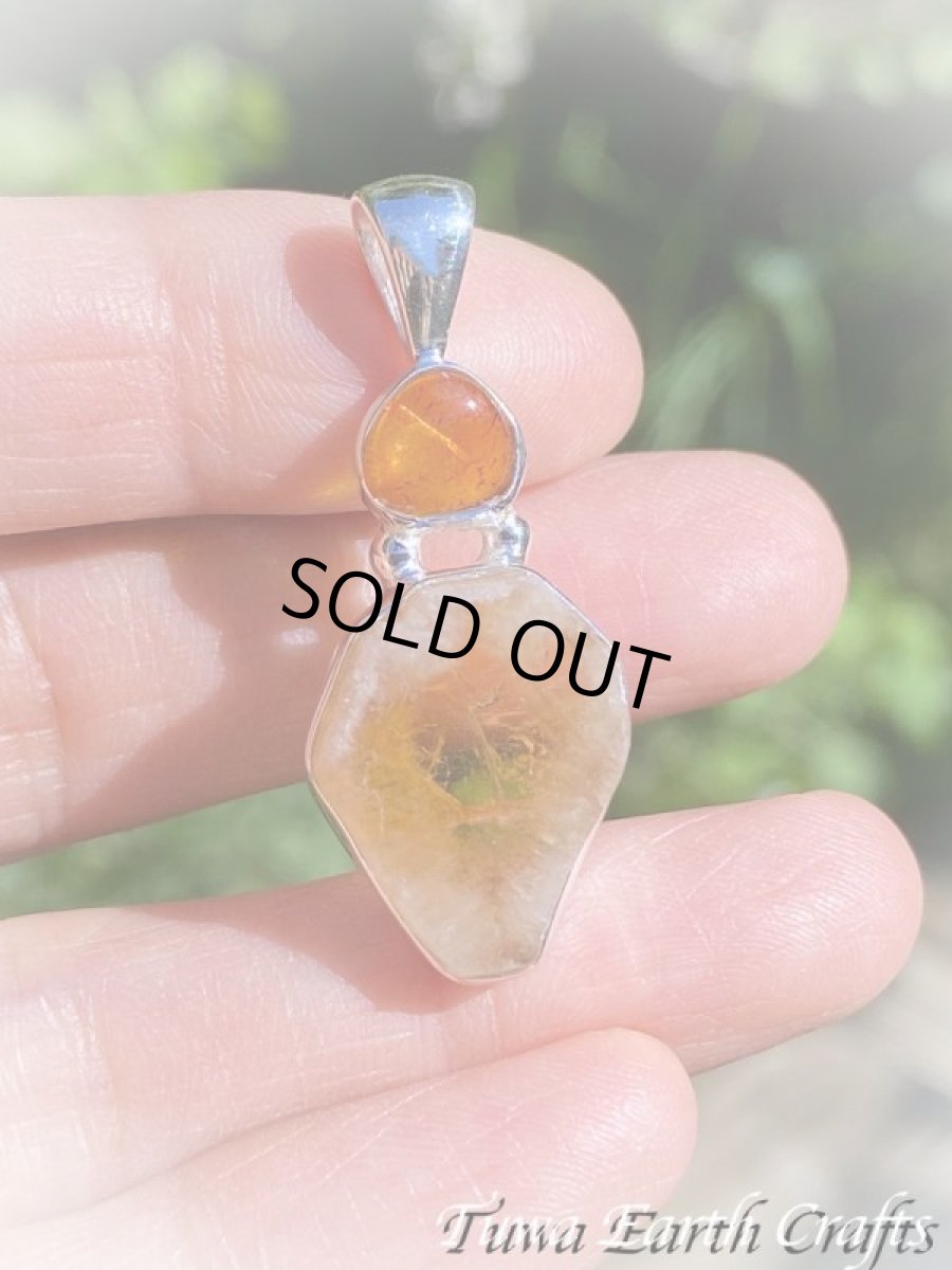 画像5: 【開運・ヒーリング】高品質シトリン原石ペンダントトップ with 琥珀 1点もの★パワーストーン天然石アクセサリー ヒーリングストーンお守りジュエリー 11月誕生石 スピリチュアル (5)