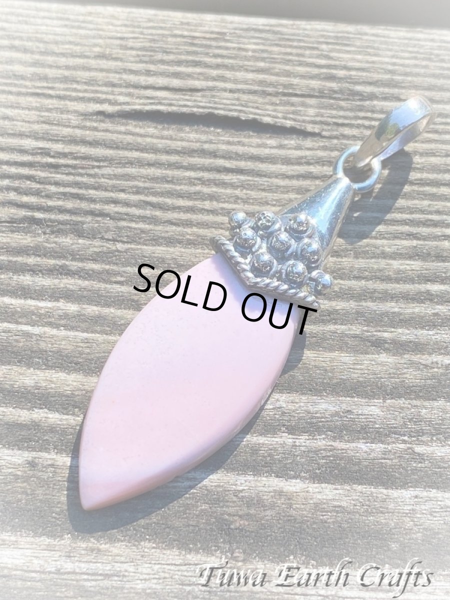 画像2: 【女性性の向上・創造力UP】高品質ピンクオパール ペンダントトップ★１点もの 天然石パワーストーンお守りアクセサリー ヒーリングジュエリー スピリチュアル (2)