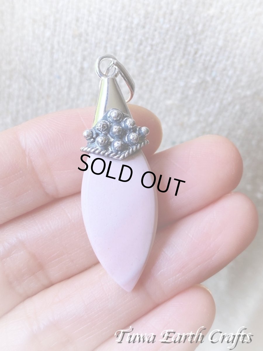 画像16: 【女性性の向上・創造力UP】高品質ピンクオパール ペンダントトップ★１点もの 天然石パワーストーンお守りアクセサリー ヒーリングジュエリー スピリチュアル (16)