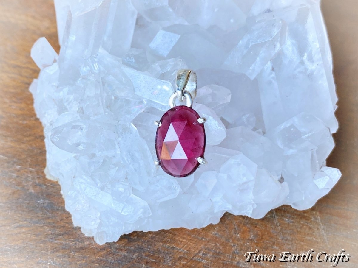 画像7: 【夢の達成をサポート】高品質ロードライト ガーネット ペンダントトップ シンプル*1点もの スターリングシルバー天然石パワーストーン アクセサリー ヒーリングお守りジュエリー (7)