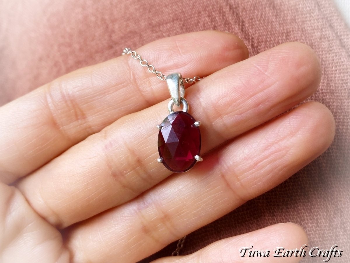 画像9: 【夢の達成をサポート】高品質ロードライト ガーネット ペンダントトップ シンプル*1点もの スターリングシルバー天然石パワーストーン アクセサリー ヒーリングお守りジュエリー (9)