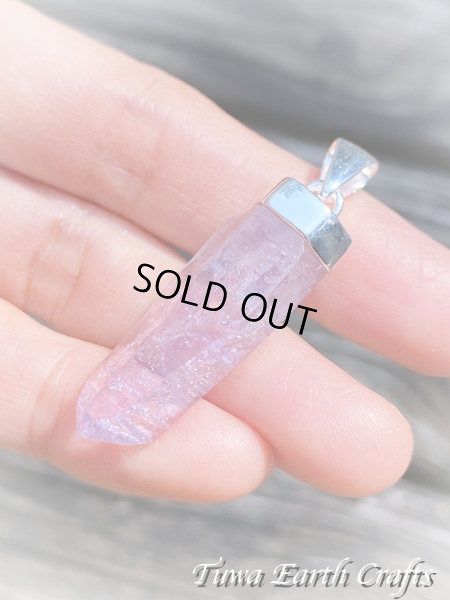 画像15: 【浄化・癒し】大ぶり高品質アメシスト/アメジスト原石ポイント(メキシコ・ベラクルス産)ペンダントトップ *バーコード入り♪ 2月誕生石　紫水晶　鉱物　パワーストーン天然石アクセサリー ヒーリングクリスタル　お守りジュエリー (15)