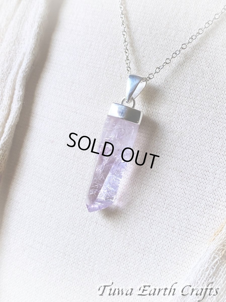 画像32: 【浄化・癒し】大ぶり高品質アメシスト/アメジスト原石ポイント(メキシコ・ベラクルス産)ペンダントトップ *バーコード入り♪ 2月誕生石　紫水晶　鉱物　パワーストーン天然石アクセサリー ヒーリングクリスタル　お守りジュエリー (32)