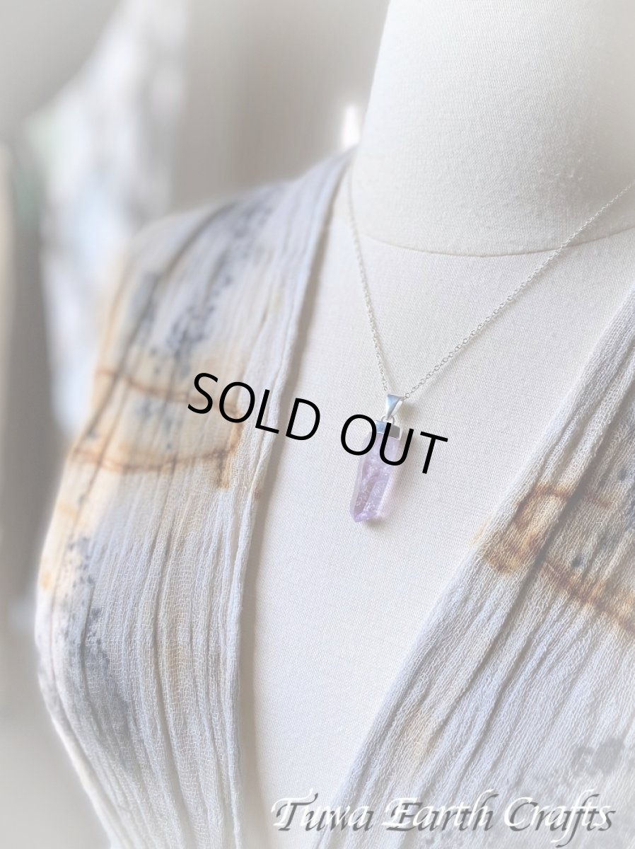 画像31: 【浄化・癒し】大ぶり高品質アメシスト/アメジスト原石ポイント(メキシコ・ベラクルス産)ペンダントトップ *バーコード入り♪ 2月誕生石　紫水晶　鉱物　パワーストーン天然石アクセサリー ヒーリングクリスタル　お守りジュエリー (31)