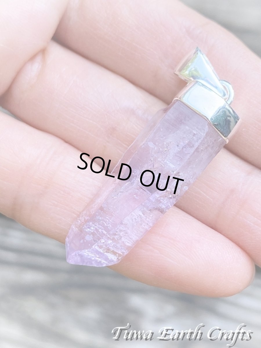 画像11: 【浄化・癒し】大ぶり高品質アメシスト/アメジスト原石ポイント(メキシコ・ベラクルス産)ペンダントトップ *バーコード入り♪ 2月誕生石　紫水晶　鉱物　パワーストーン天然石アクセサリー ヒーリングクリスタル　お守りジュエリー (11)