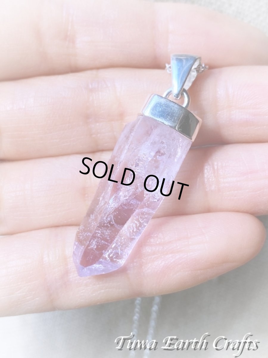 画像43: 【浄化・癒し】大ぶり高品質アメシスト/アメジスト原石ポイント(メキシコ・ベラクルス産)ペンダントトップ *バーコード入り♪ 2月誕生石　紫水晶　鉱物　パワーストーン天然石アクセサリー ヒーリングクリスタル　お守りジュエリー (43)