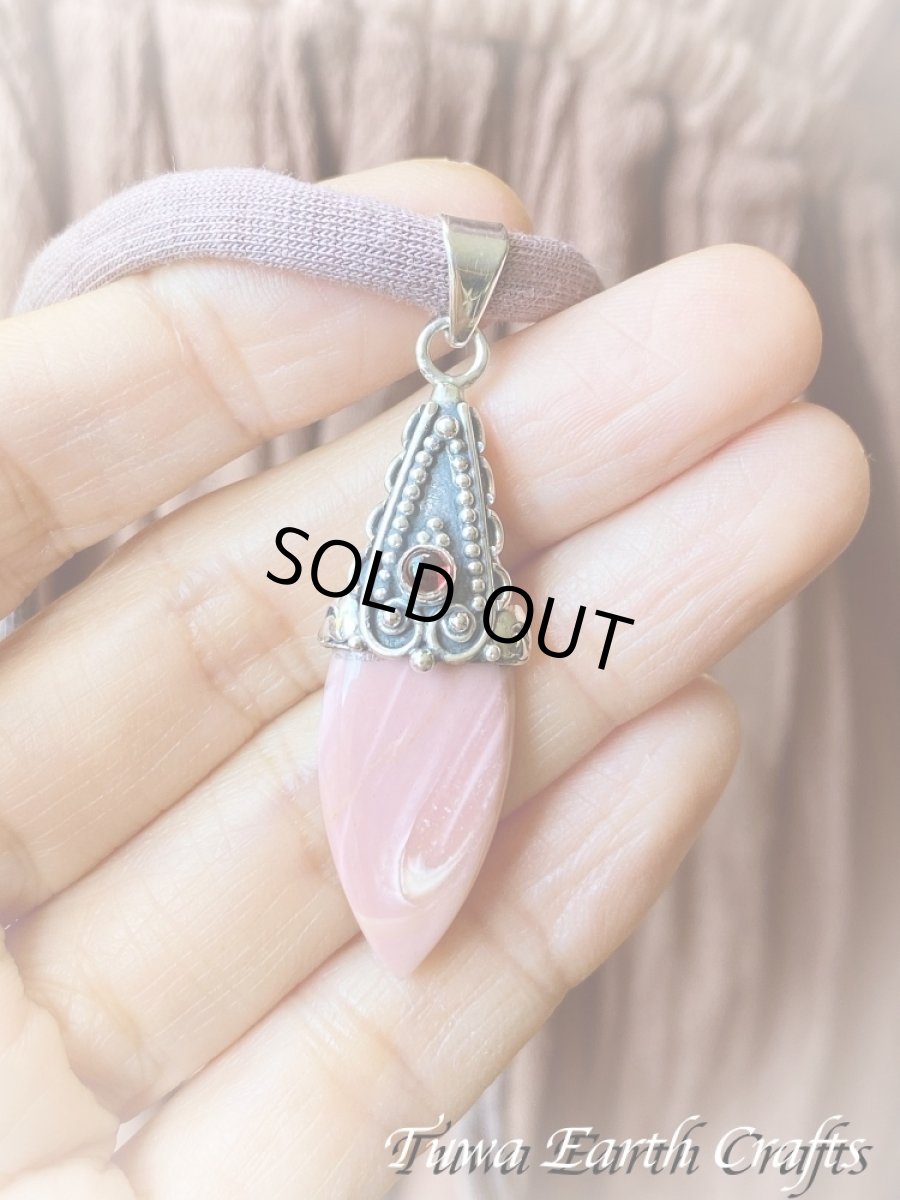 画像8: 【女性性の向上・創造力UP】高品質ピンクオパール ペンダントトップ with ガーネット★１点もの 天然石パワーストーンお守りアクセサリー ヒーリングジュエリー スピリチュアル (8)