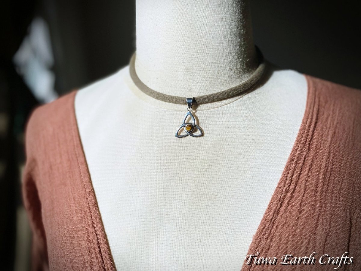 画像10: 【自己実現・開運・金運アップ】高品質タイガーアイ ペンダントトップ★ケルト紋様 ケルティックノット 開運 天然石パワーストーンお守りアクセサリー 1点物 (10)