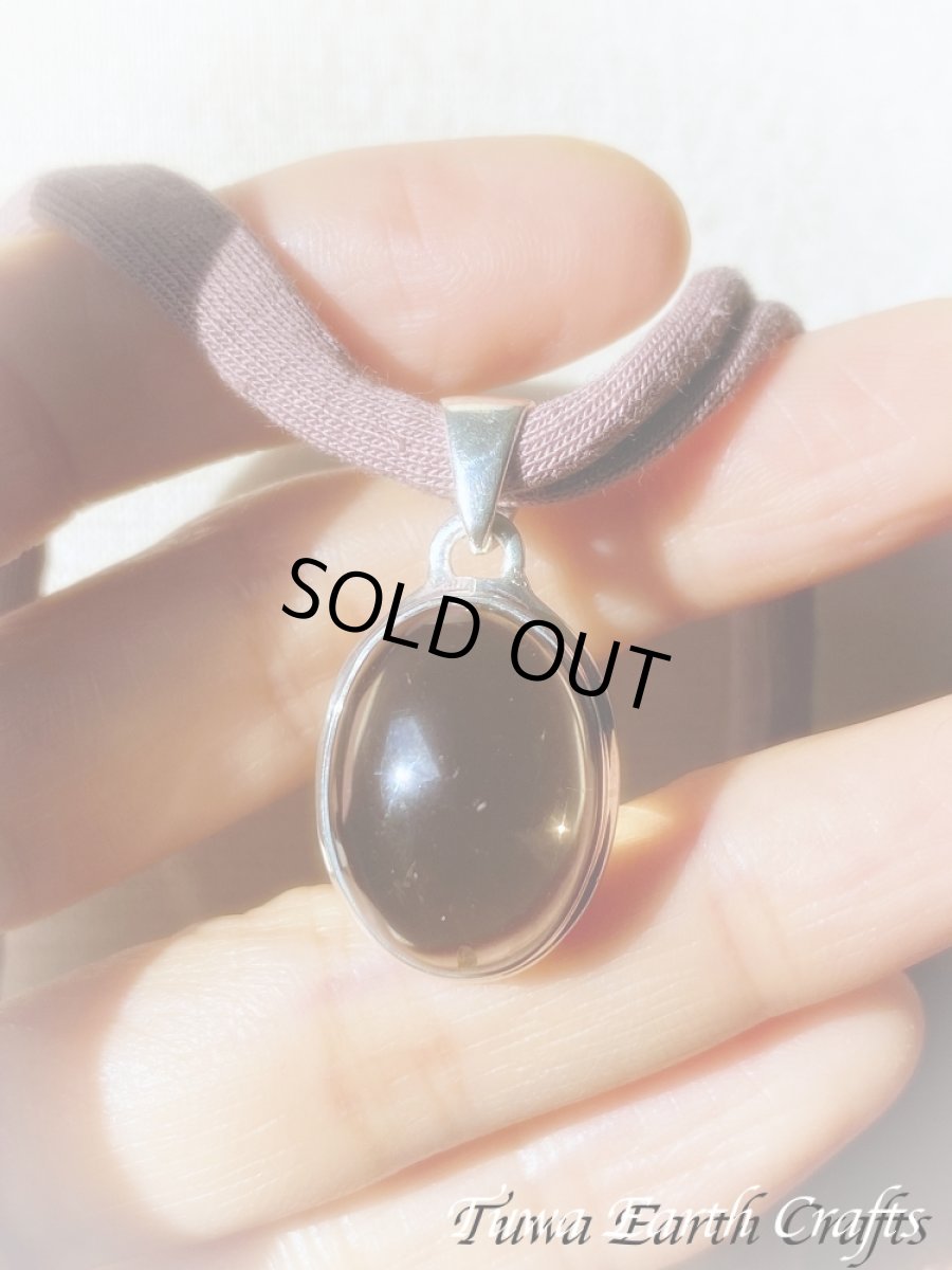 画像17: 【浄化・魔除け】高品質スモーキークォーツ ペンダントトップ 煙水晶 1点もの パワーストーン 天然石アクセサリー　スピリチュアル 精神安定 厄除け 電磁波対策 お守り ヒーリングジュエリー  (17)