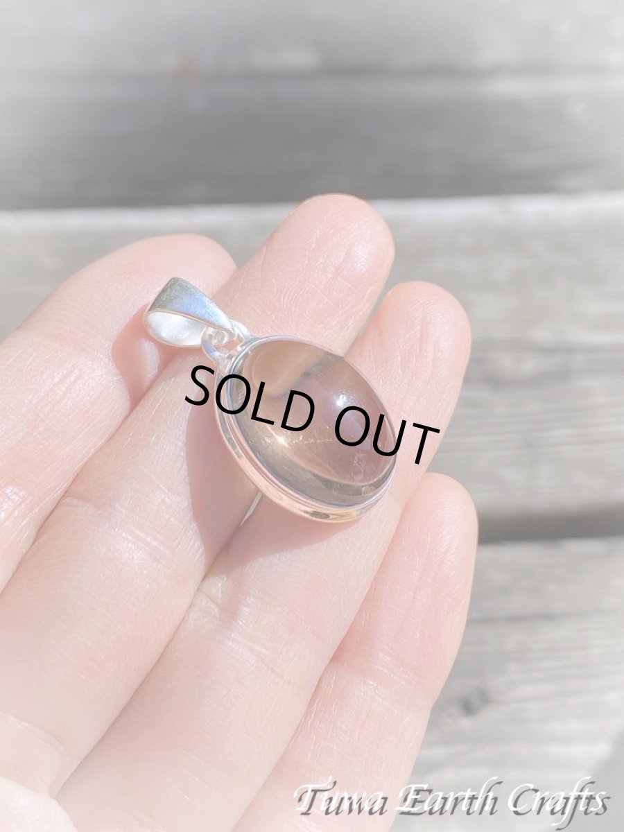 画像2: 【浄化・魔除け】高品質スモーキークォーツ ペンダントトップ 煙水晶 1点もの パワーストーン 天然石アクセサリー　スピリチュアル 精神安定 厄除け 電磁波対策 お守り ヒーリングジュエリー  (2)