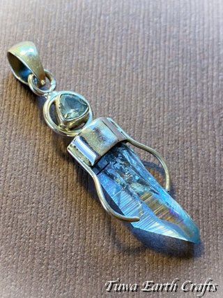 600-3☆オーロラクォーツ【高品質・一点物】天然石ブレスレット