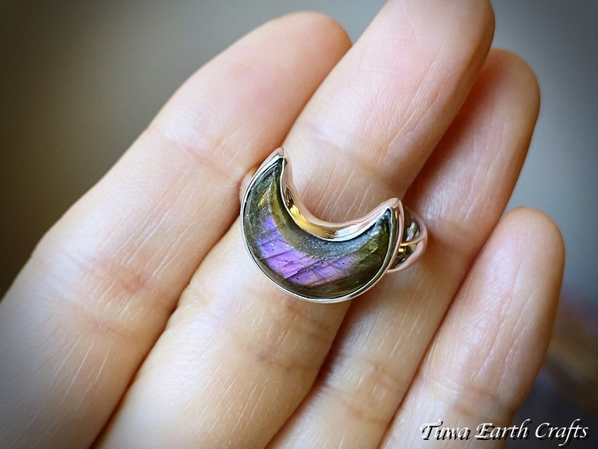 画像9: 三日月型🌛 レア希少 高品質 パープル ピンク ラブラドライト リング 神秘的オーロラ色シラー 指輪 17号 1点物 ヒーリングジュエリー  天然石パワーストーンアクセサリー スピリチュアル　お守り (9)