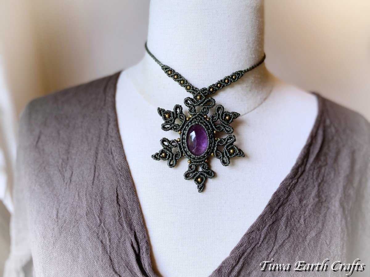 画像16: 【直観力アップ・浄化・保護・ストレス除去】高品質アメジスト デザインネックレス・チョーカー 紫水晶　 1点もの ハンドメイド マクラメ編み パワーストーン 天然石アクセサリー   ヒーリングジュエリー お守り スピリチュアル (16)