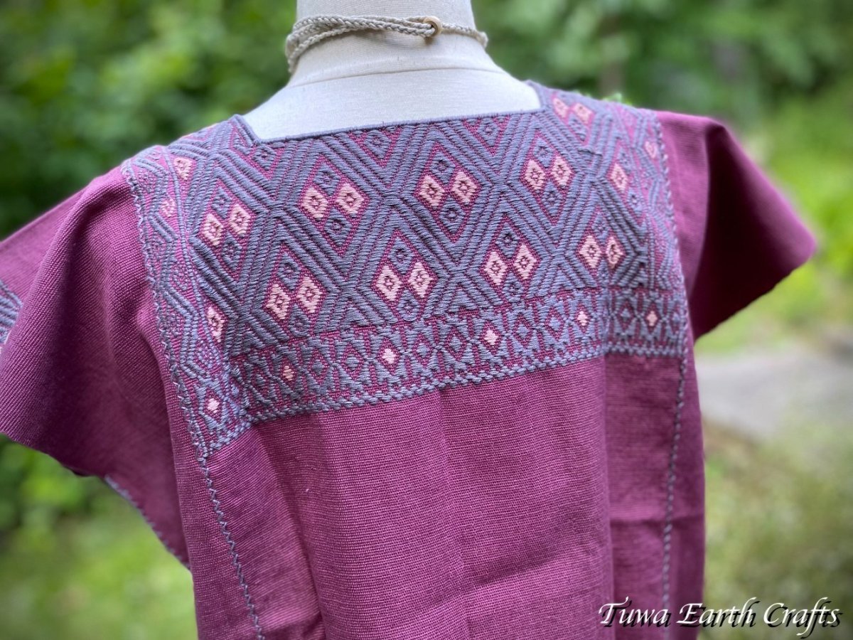 画像7:  メキシコより♪ 1点もの手織り・手縫い シャツ 手仕事 ハンドメイド ハンドクラフト エスニック ファッション ウィピル ララインサール 貫頭衣 民族服 民族衣装 フェアトレード エシカル　フリーダ (7)