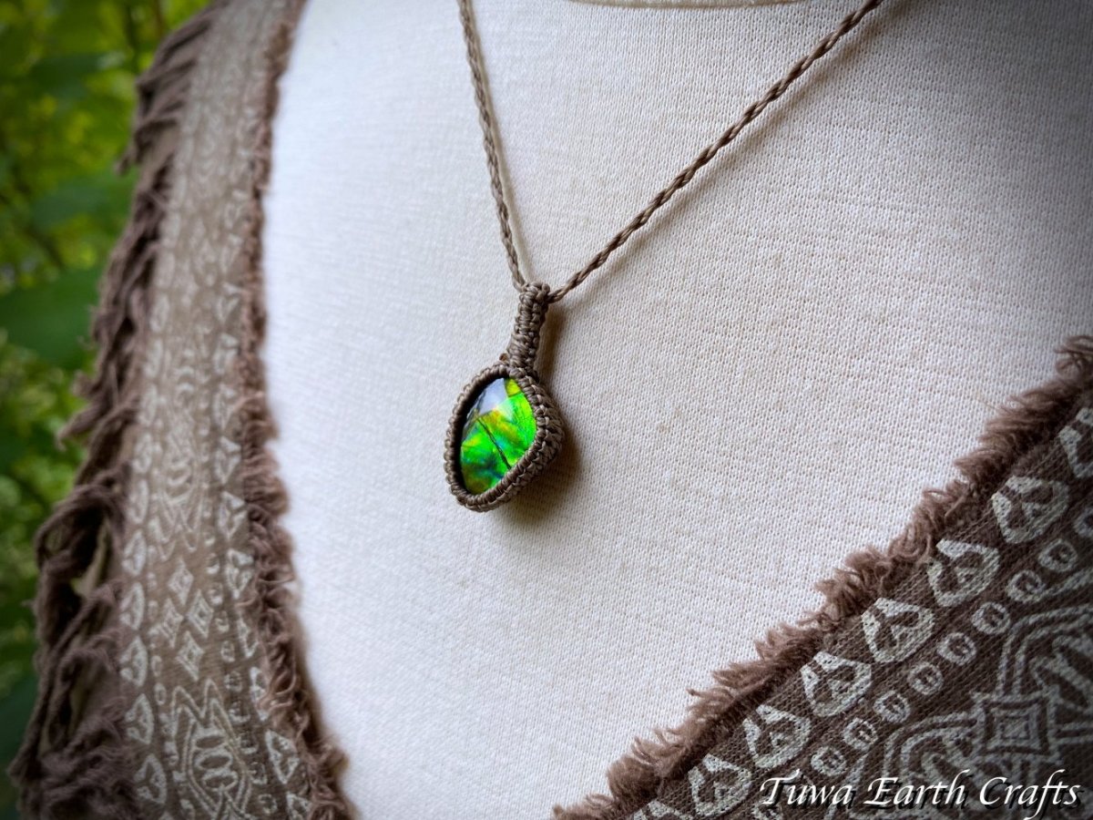 画像5: レア希少【開運・金運アップ・厄除け・ヒーリング効果】 高品質アンモライト ネックレス シンプル 化石宝石*天然石パワーストーン お守り マクラメアクセサリー ヒーリング　スピリチュアル 1点もの ハンドメイド ジュエリー (5)