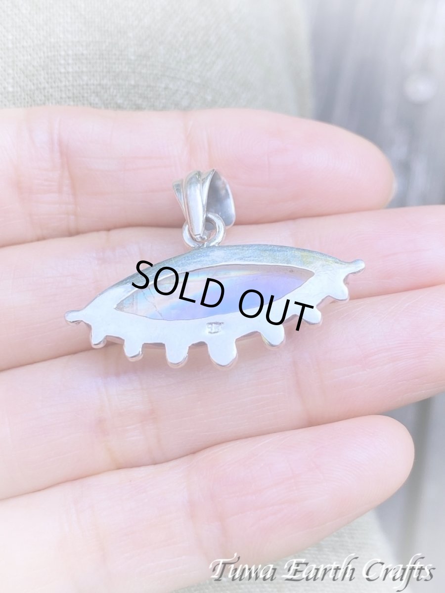 画像28: 【直感力アップ・潜在能力を引き出す】高品質レインボームーンストーン ペンダントトップ＊ヒーリングストーン ジュエリー天然石アクセサリー スピリチュアル 恋愛成就お守り (28)