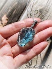 画像8: 高品質アンダラクリスタル（シエラネバダ産）ネックレス・ペンダント アクアブルー エレクトリックブルー  シンプル＆ナチュラル マクラメ 1点もの パワーストーン 天然石 ハンドメイドアクセサリー スピリチュアル お守り ヒーリングジュエリー　癒し効果 (8)
