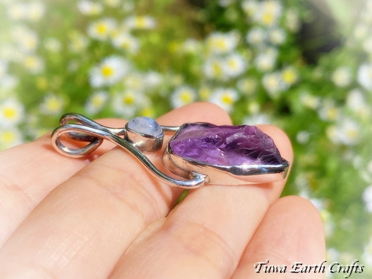 画像13: 【浄化・癒し】高品質アメシスト/アメジスト原石ペンダントトップ with ブルームーンストーン *2月誕生石　パワーストーン天然石アクセサリー ヒーリングクリスタル  スピリチュアル お守り ジュエリー (13)