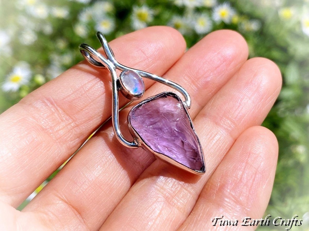 画像11: 【浄化・癒し】高品質アメシスト/アメジスト原石ペンダントトップ with ブルームーンストーン *2月誕生石　パワーストーン天然石アクセサリー ヒーリングクリスタル  スピリチュアル お守り ジュエリー (11)