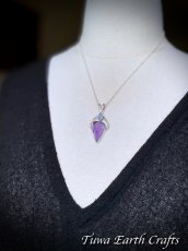 画像16: 【浄化・癒し】高品質アメシスト/アメジスト原石ペンダントトップ with ブルームーンストーン *2月誕生石　パワーストーン天然石アクセサリー ヒーリングクリスタル  スピリチュアル お守り ジュエリー (16)