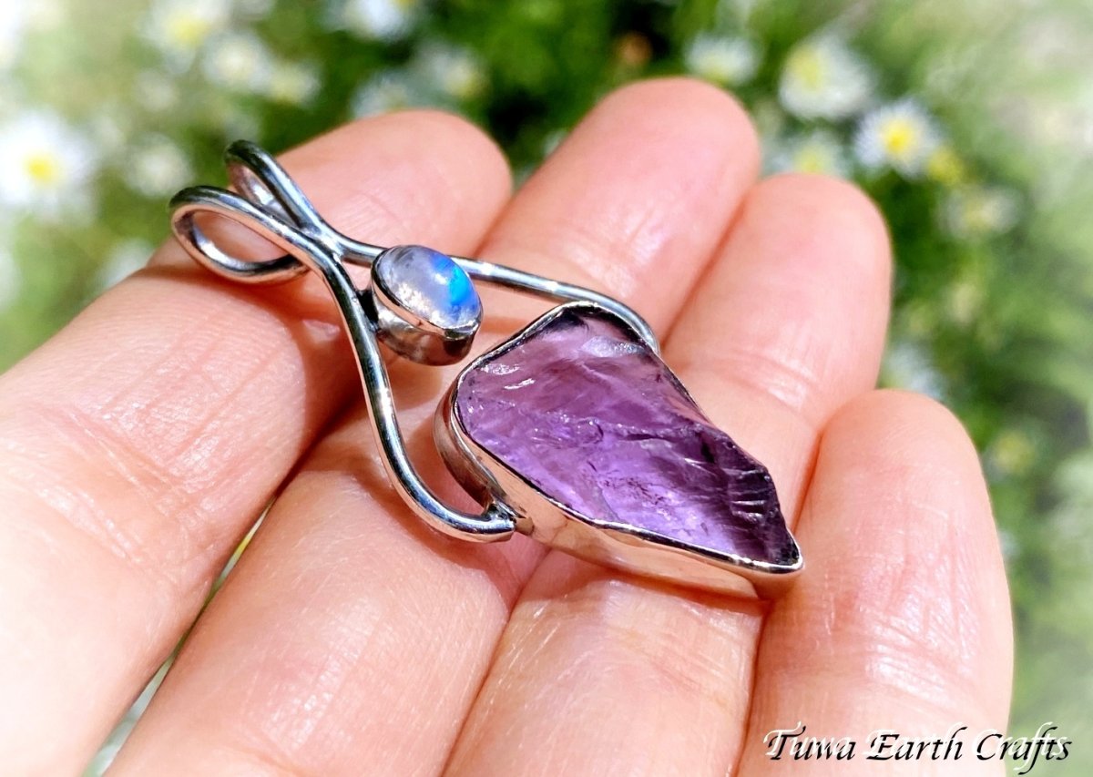 画像12: 【浄化・癒し】高品質アメシスト/アメジスト原石ペンダントトップ with ブルームーンストーン *2月誕生石　パワーストーン天然石アクセサリー ヒーリングクリスタル  スピリチュアル お守り ジュエリー (12)