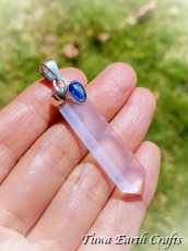 画像4: 【浄化・夢の実現・決断力アップ・自分らしさ】大ぶり高品質セレナイト＆インディゴブルーカイヤナイト ペンダントトップ★ハンドメイド 天然石パワーストーン お守り アクセサリー ヒーリング クリスタル ジュエリー スピリチュアル (4)