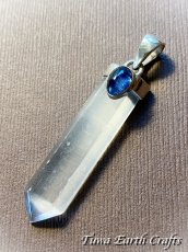 画像12: 【浄化・夢の実現・決断力アップ・自分らしさ】大ぶり高品質セレナイト＆インディゴブルーカイヤナイト ペンダントトップ★ハンドメイド 天然石パワーストーン お守り アクセサリー ヒーリング クリスタル ジュエリー スピリチュアル (12)