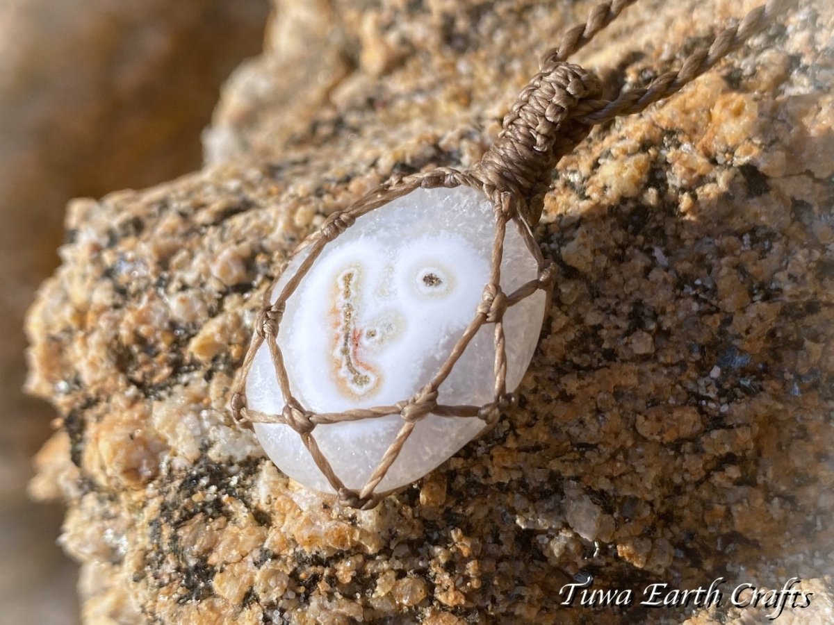 画像2: 【魔除け・邪気払い】高品質ソーラークォーツ ペンダント/ネックレス シンプル 1点物マクラメ編みアクセサリー 天然石パワーストーンお守りヒーリングジュエリー ソーラーアゲート (2)