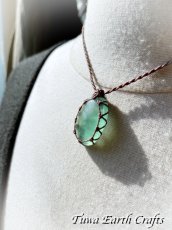 画像10: 【自由な発想を促す】高品質 グリーンフローライト　ペンダント・ネックレス★シンプル＆ナチュラル　ハンドメイド 1点もの マクラメ編み　受験お守り　天然石パワーストーン アクセサリー　スピリチュアル (10)